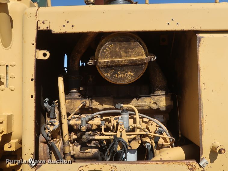 image for item DG7128 1982 Caterpillar 120G motor grader
