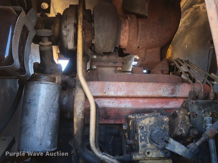 image for item DG7128 1982 Caterpillar 120G motor grader