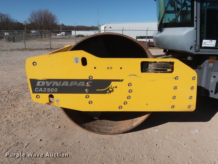 image for item DG7129 2015 Dynapac CA2500D single drum vibratory roller