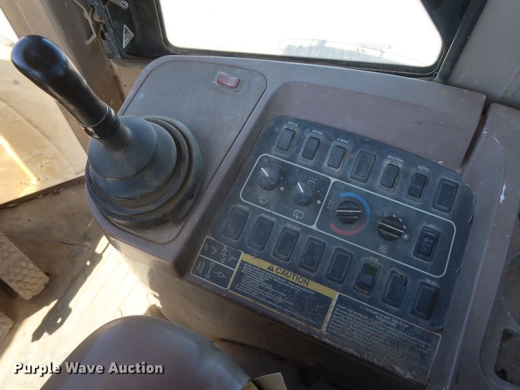 image for item DG7132 2001 John Deere 544H  High Lift wheel loader