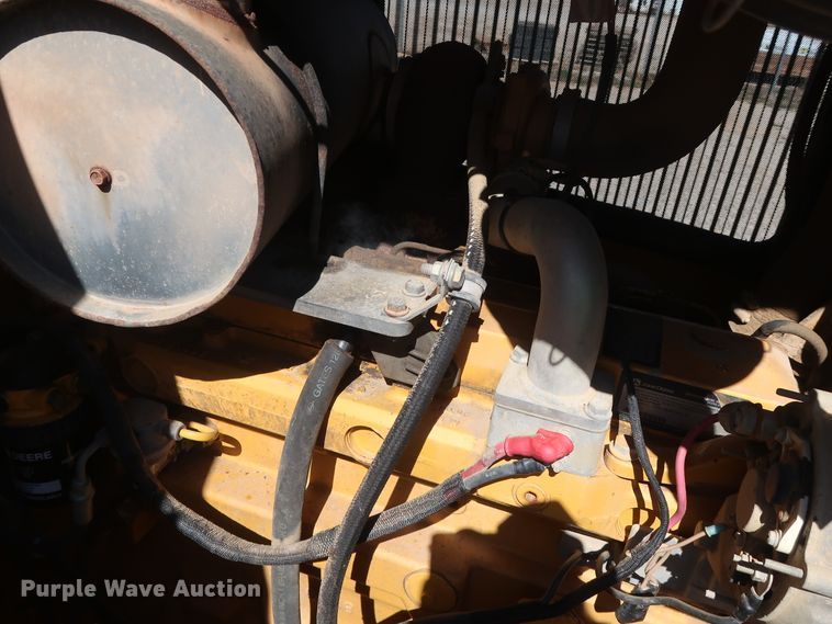 image for item DG7132 2001 John Deere 544H  High Lift wheel loader