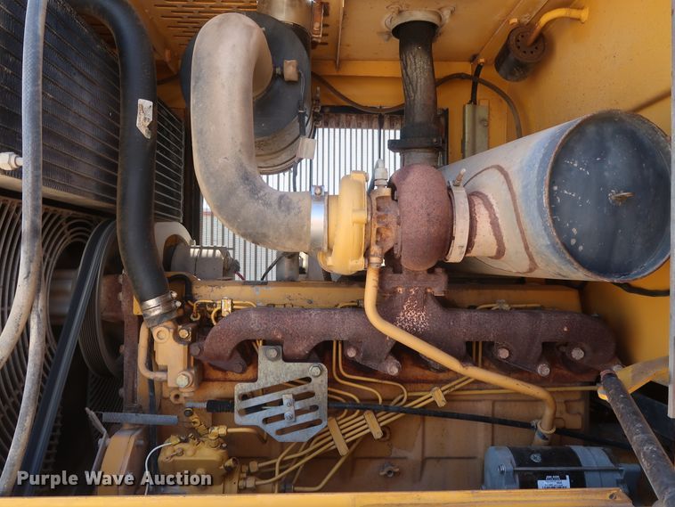 image for item DG7132 2001 John Deere 544H  High Lift wheel loader