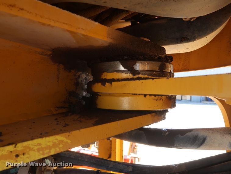 image for item DG7132 2001 John Deere 544H  High Lift wheel loader