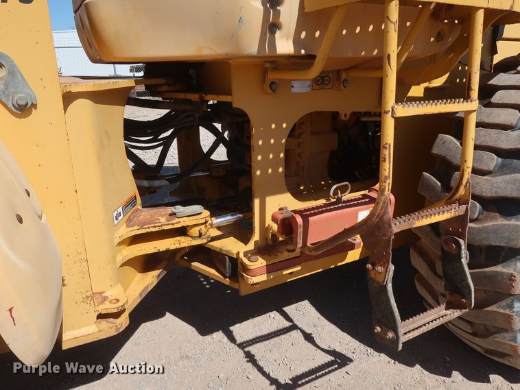 image for item DG7132 2001 John Deere 544H  High Lift wheel loader