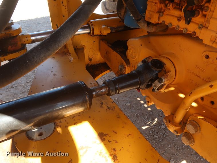 image for item DG7132 2001 John Deere 544H  High Lift wheel loader