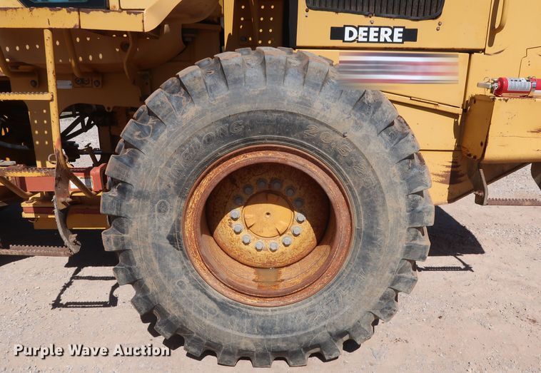 image for item DG7132 2001 John Deere 544H  High Lift wheel loader