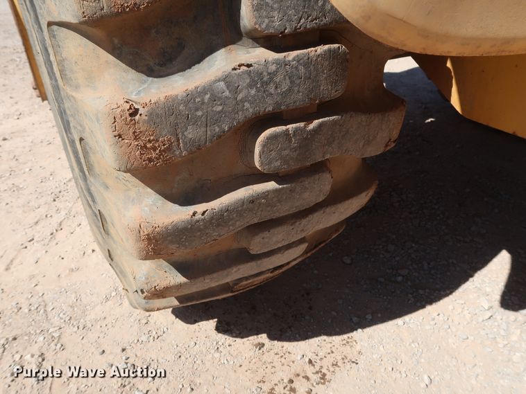 image for item DG7132 2001 John Deere 544H  High Lift wheel loader