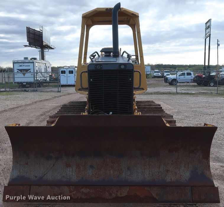 image for item DG7137 2004 John Deere 650H  crawler dozer