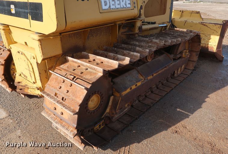 image for item DG7137 2004 John Deere 650H  crawler dozer