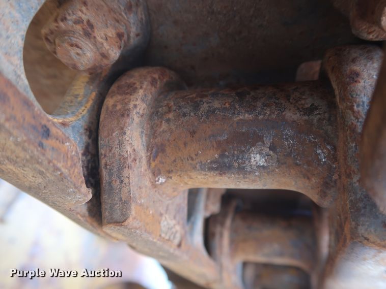 image for item DG7137 2004 John Deere 650H  crawler dozer