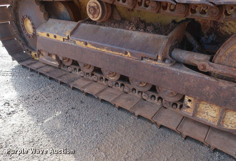 image for item DG7137 2004 John Deere 650H  crawler dozer