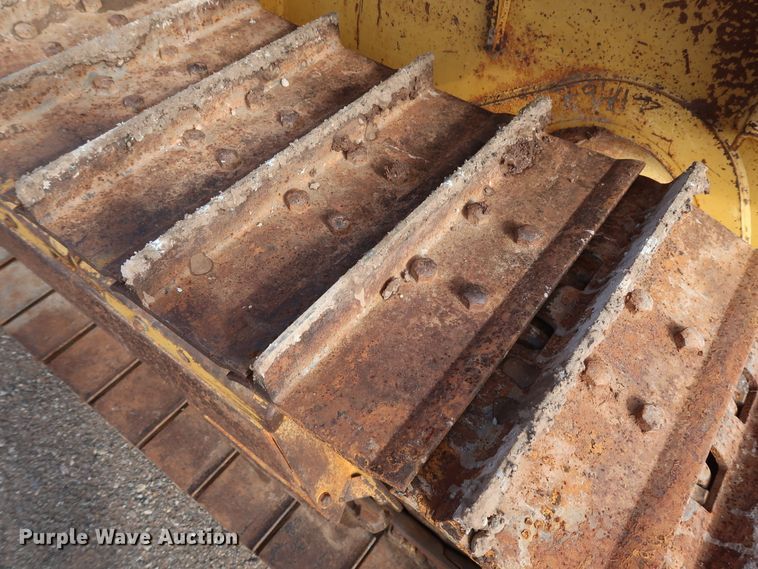 image for item DG7137 2004 John Deere 650H  crawler dozer