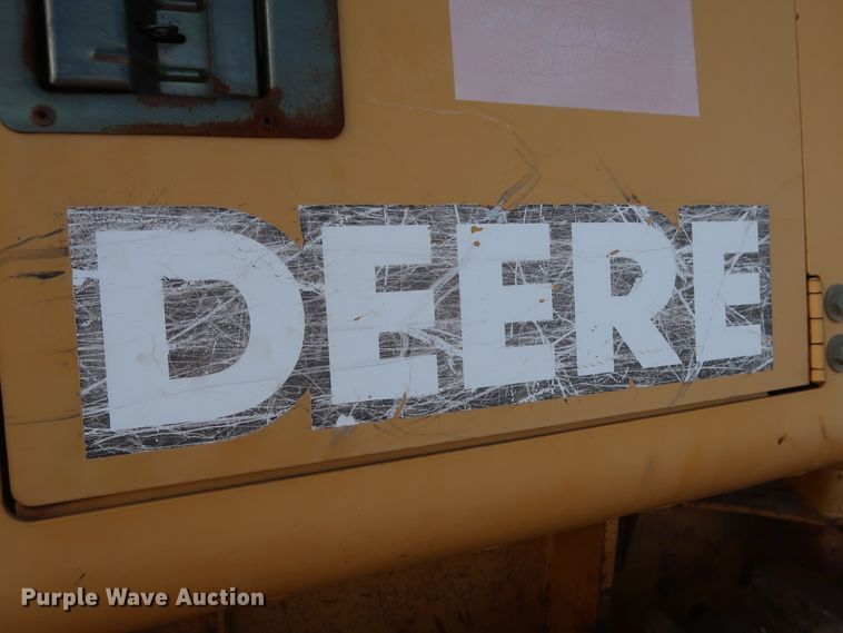 image for item DG7137 2004 John Deere 650H  crawler dozer