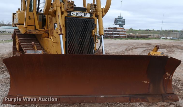 image for item DG7139 1994 Caterpillar D6H Series II  crawler dozer