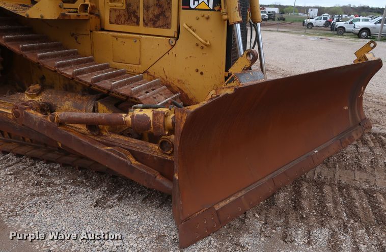 image for item DG7139 1994 Caterpillar D6H Series II  crawler dozer