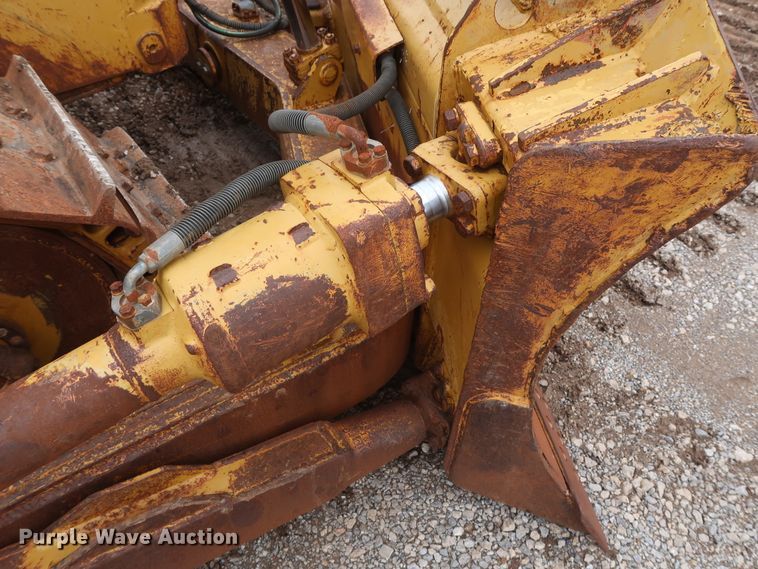 image for item DG7139 1994 Caterpillar D6H Series II  crawler dozer