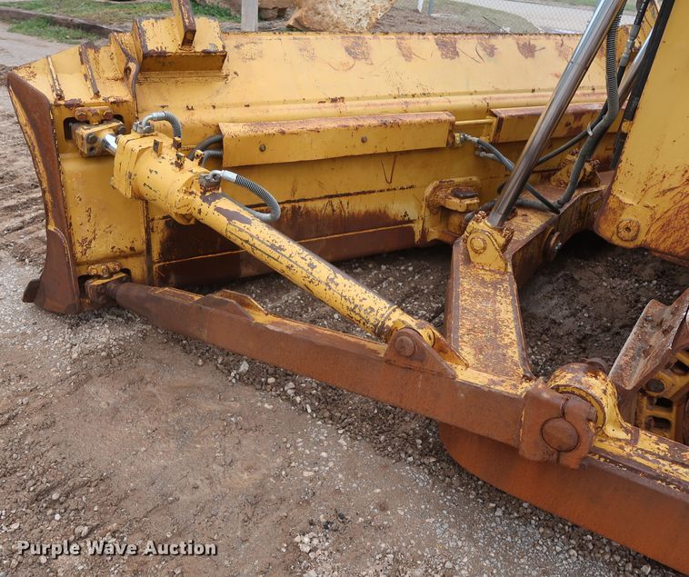 image for item DG7139 1994 Caterpillar D6H Series II  crawler dozer