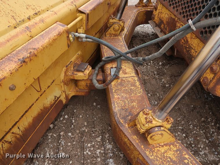 image for item DG7139 1994 Caterpillar D6H Series II  crawler dozer