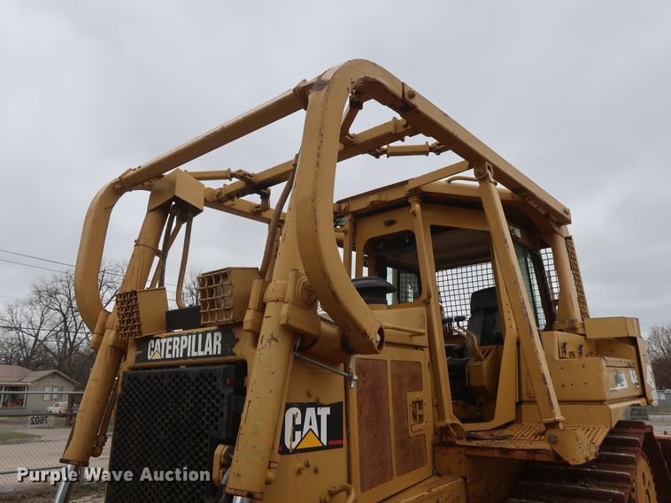 image for item DG7139 1994 Caterpillar D6H Series II  crawler dozer
