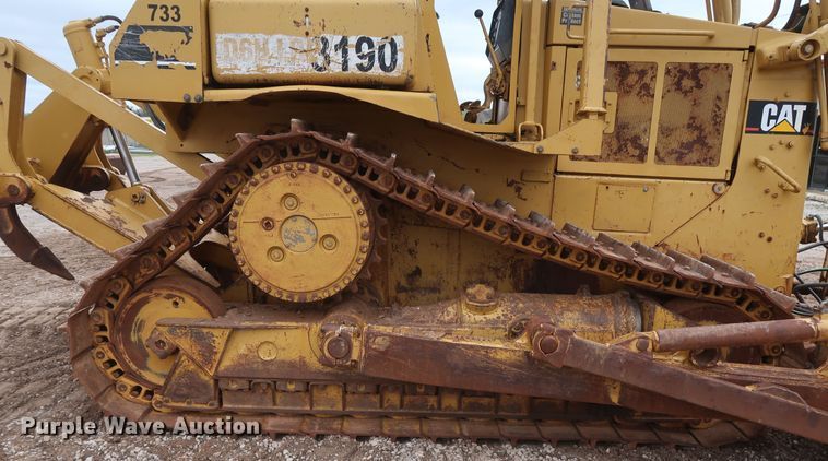 image for item DG7139 1994 Caterpillar D6H Series II  crawler dozer