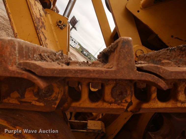 image for item DG7139 1994 Caterpillar D6H Series II  crawler dozer