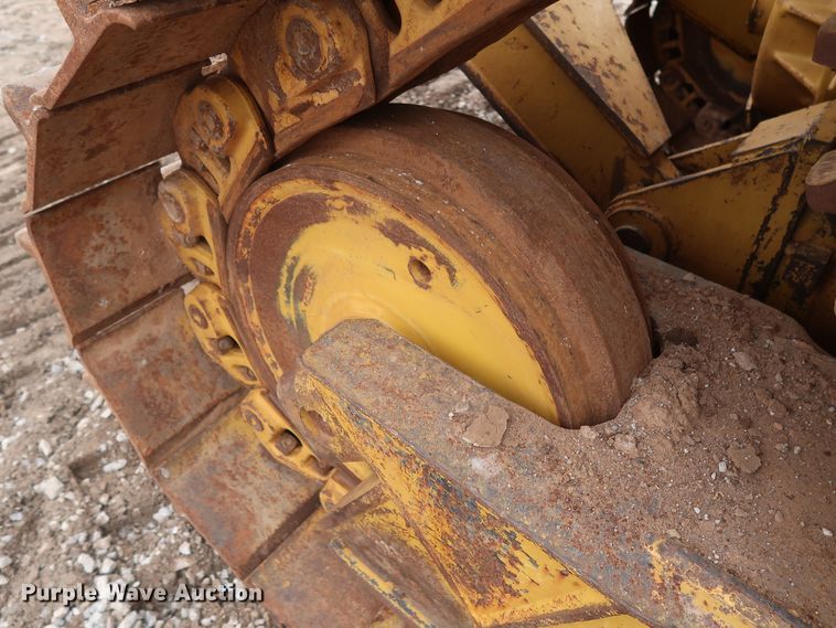image for item DG7139 1994 Caterpillar D6H Series II  crawler dozer