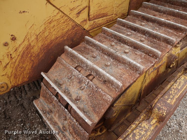 image for item DG7139 1994 Caterpillar D6H Series II  crawler dozer