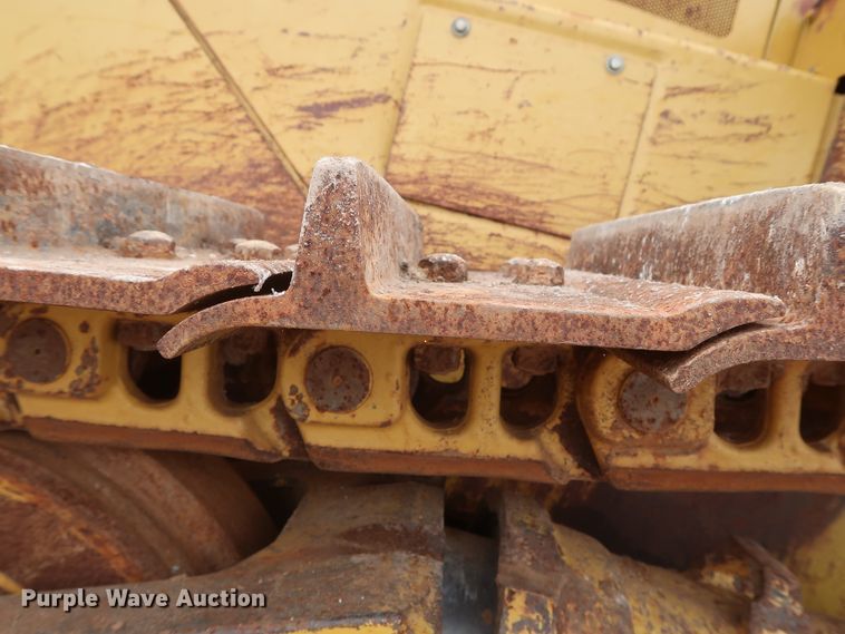 image for item DG7139 1994 Caterpillar D6H Series II  crawler dozer