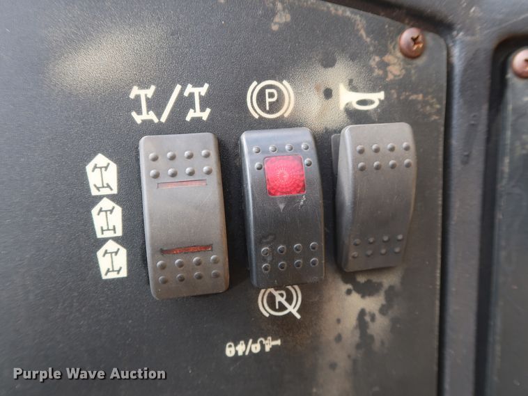 image for item DG7140 2008 Caterpillar TL1055  telehandler