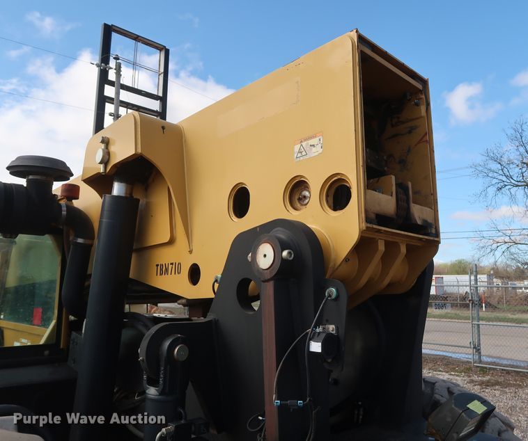 image for item DG7140 2008 Caterpillar TL1055  telehandler