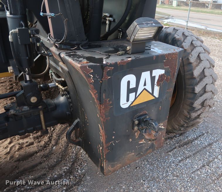 image for item DG7140 2008 Caterpillar TL1055  telehandler