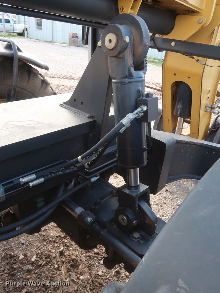 image for item DG7140 2008 Caterpillar TL1055  telehandler