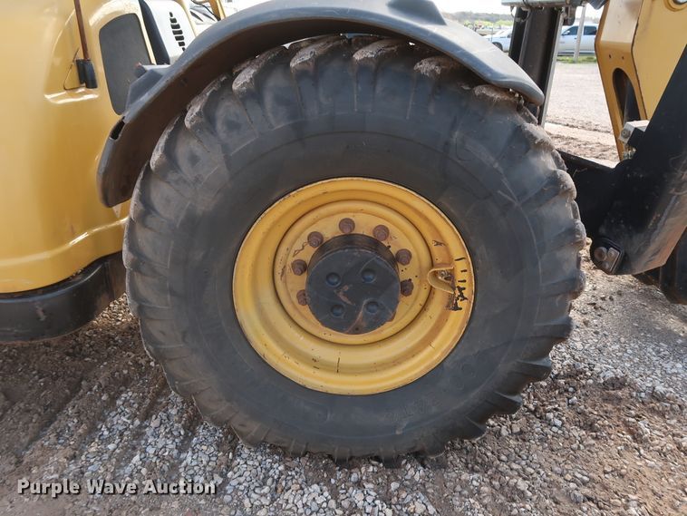 image for item DG7140 2008 Caterpillar TL1055  telehandler