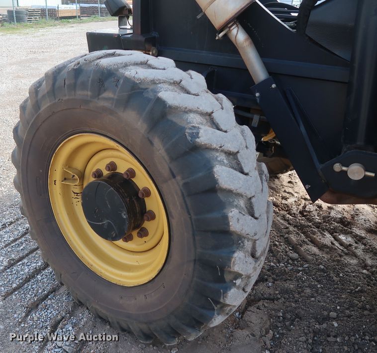 image for item DG7140 2008 Caterpillar TL1055  telehandler