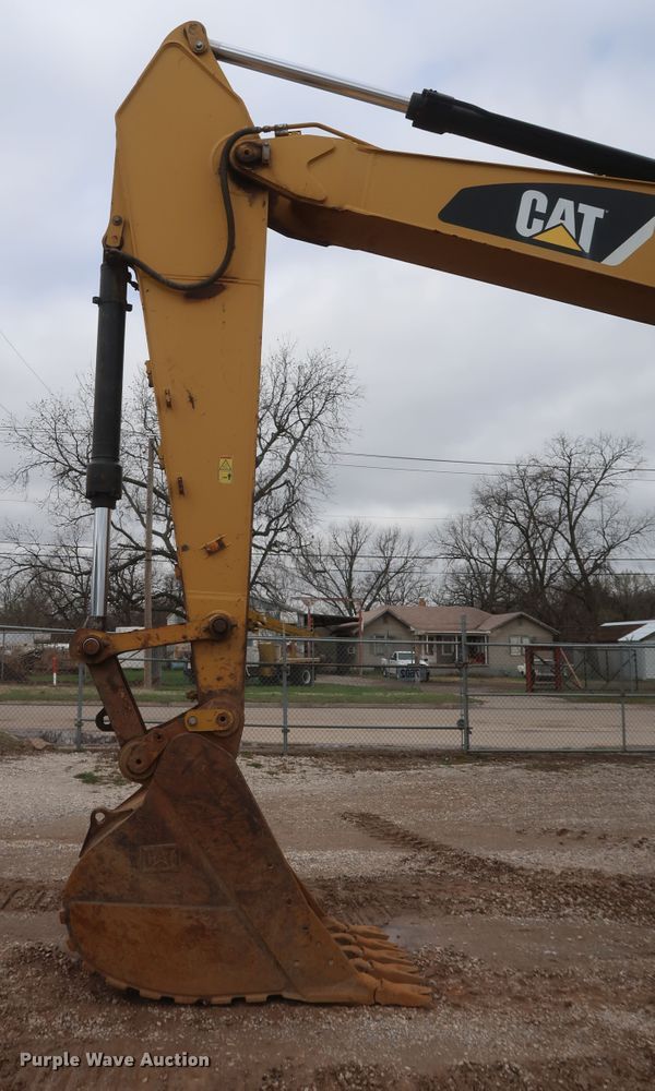 image for item DG7141 2012 Caterpillar 329E L excavator