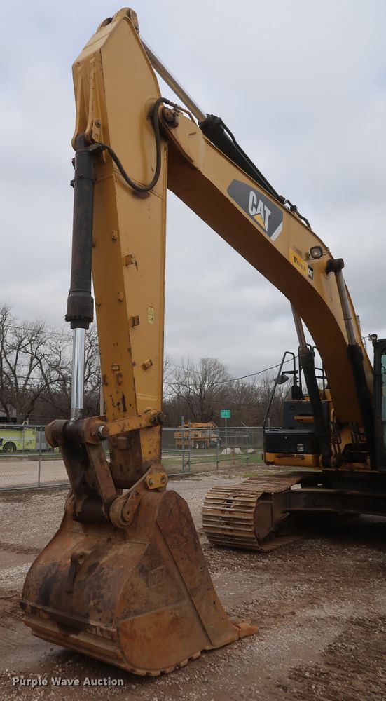 image for item DG7141 2012 Caterpillar 329E L excavator