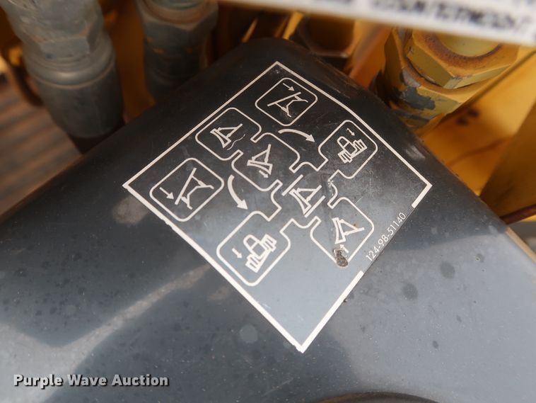 image for item DG7142 2006 Komatsu D39EX-21A  crawler pipelayer