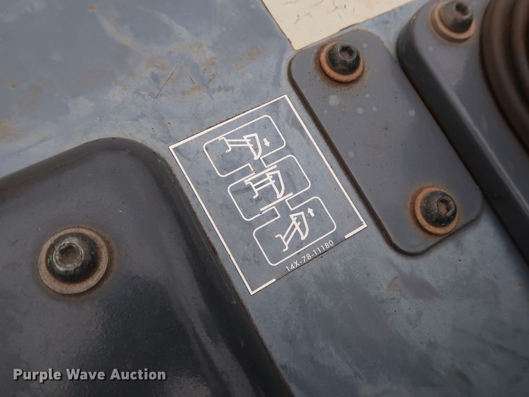 image for item DG7142 2006 Komatsu D39EX-21A  crawler pipelayer