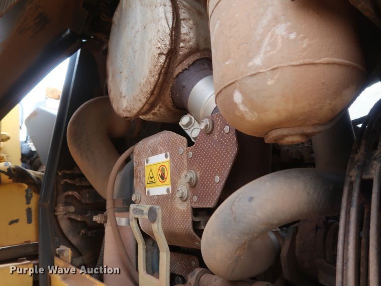 image for item DG7142 2006 Komatsu D39EX-21A  crawler pipelayer