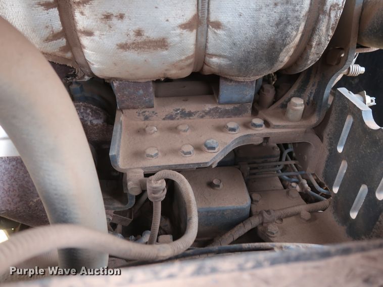 image for item DG7142 2006 Komatsu D39EX-21A  crawler pipelayer