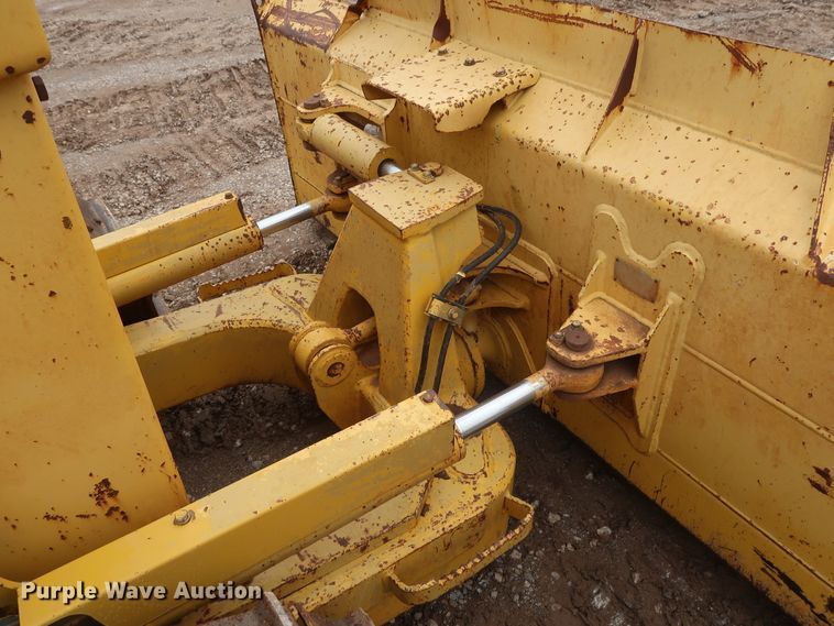 image for item DG7142 2006 Komatsu D39EX-21A  crawler pipelayer