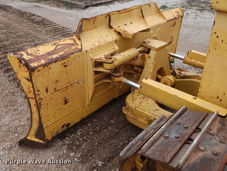 image for item DG7142 2006 Komatsu D39EX-21A  crawler pipelayer