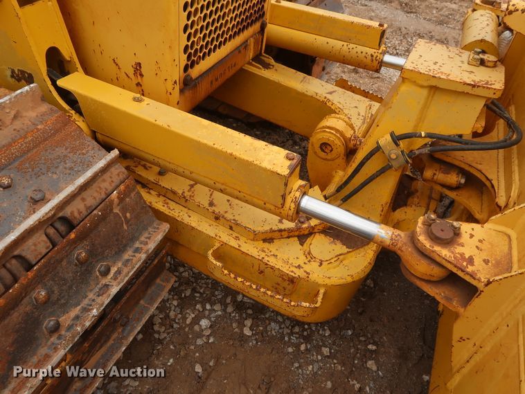 image for item DG7142 2006 Komatsu D39EX-21A  crawler pipelayer