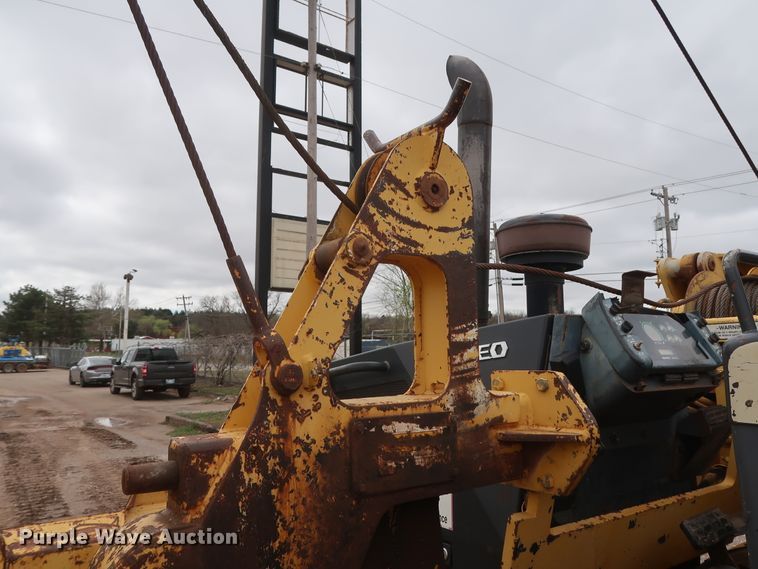 image for item DG7142 2006 Komatsu D39EX-21A  crawler pipelayer