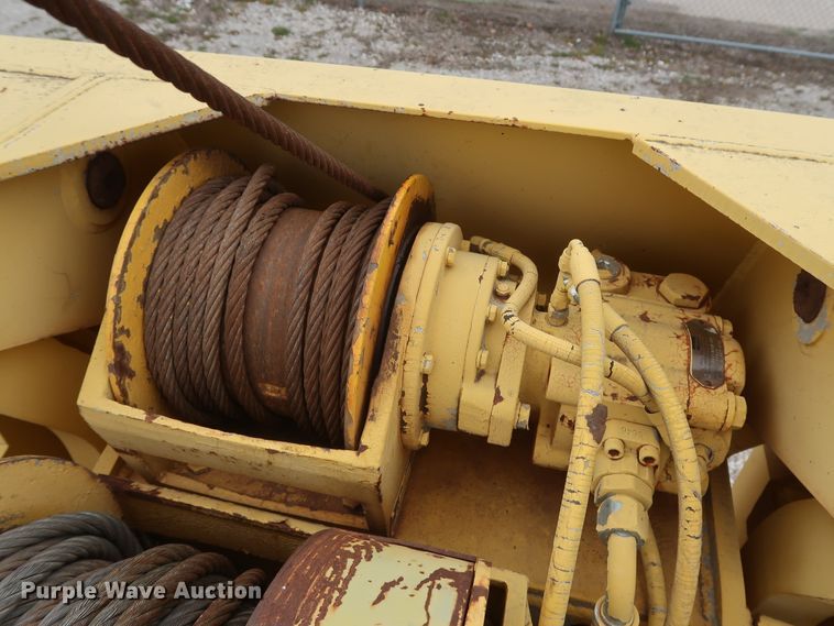 image for item DG7142 2006 Komatsu D39EX-21A  crawler pipelayer