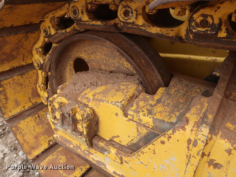 image for item DG7142 2006 Komatsu D39EX-21A  crawler pipelayer