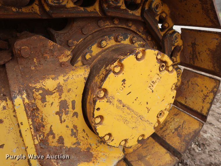 image for item DG7142 2006 Komatsu D39EX-21A  crawler pipelayer