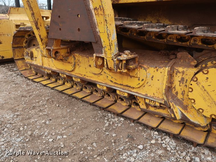 image for item DG7142 2006 Komatsu D39EX-21A  crawler pipelayer