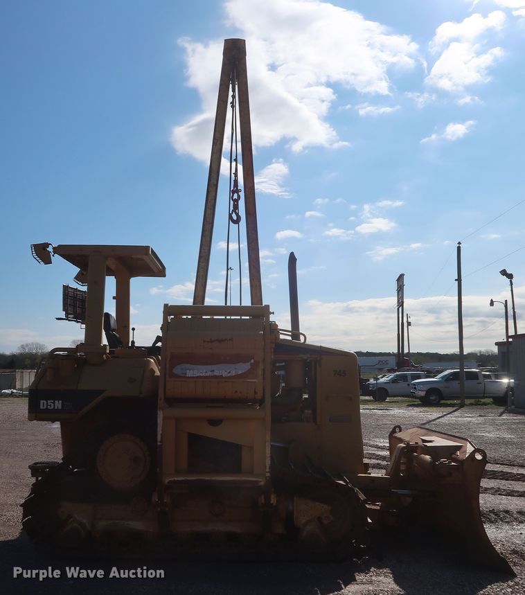 image for item DG7143 2005 Caterpillar D5N XL  crawler pipelayer