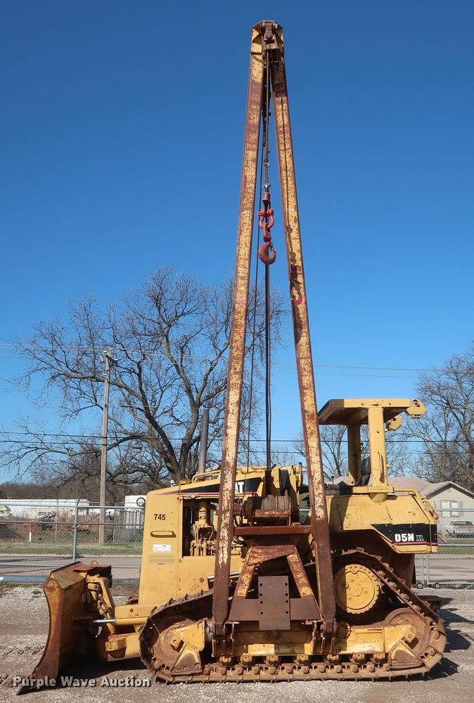 image for item DG7143 2005 Caterpillar D5N XL  crawler pipelayer